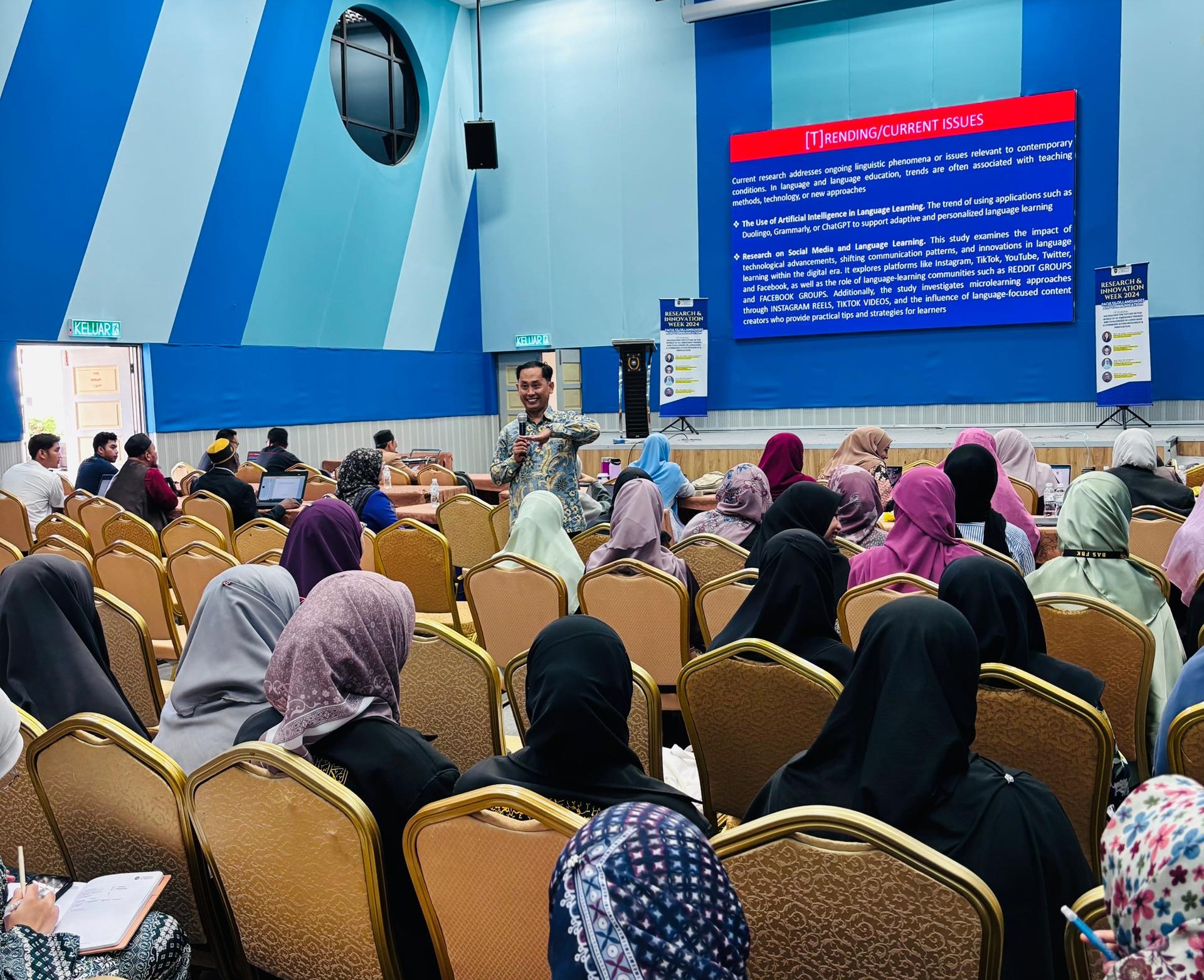 Dosen IAIN Kendari Bahas Isu Bahasa Era Digital di UniSZA Malaysia 