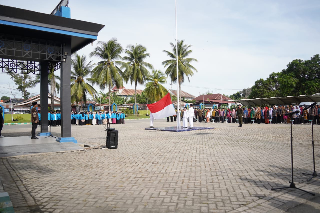 IAIN Kendari Peringati Hari Guru Nasional, Rektor Tekankan Kebijakan PPG