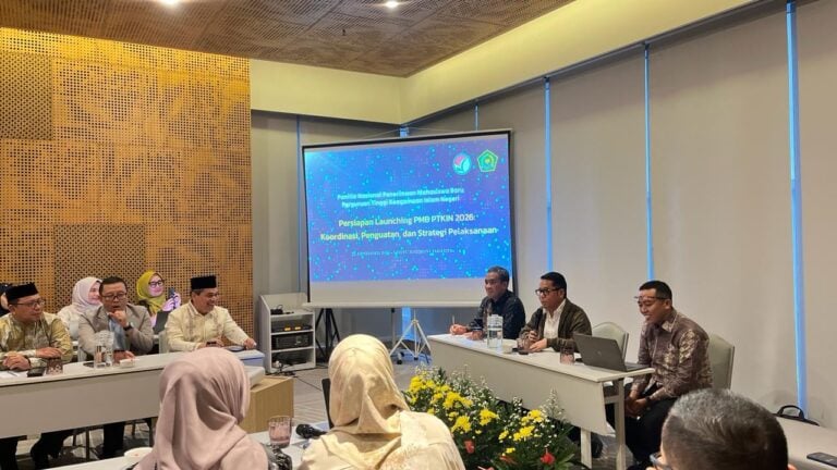 Kemenag dan Forum Rektor PTKIN Matangkan Strategi PMB Nasional 2026, Rektor IAIN Kendari Tegaskan Komitmen Pendidikan Berdampak