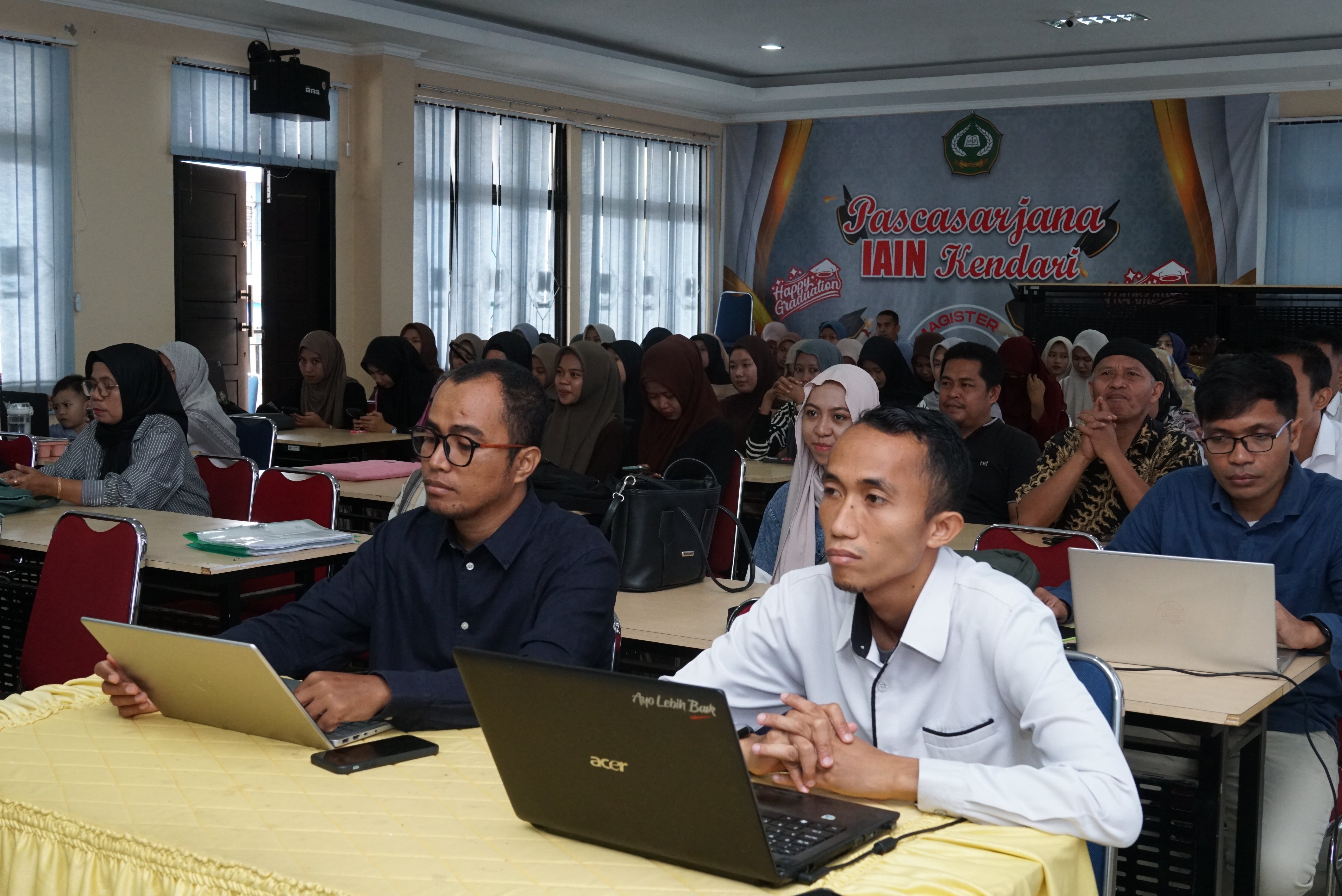 Pascasarjana IAIN Kendari Gelar Workshop Re-Akreditasi, Hadirkan Direktur Akreditasi LAMDIK