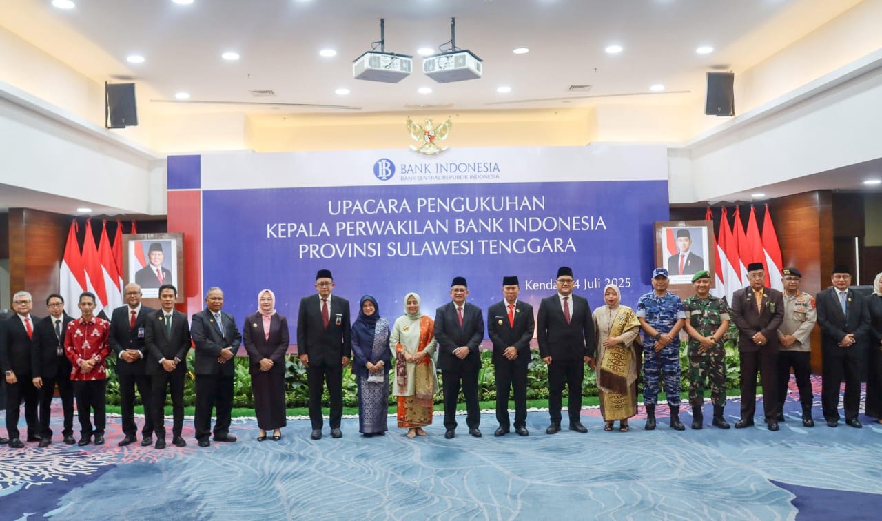 Rektor IAIN Kendari Hadiri Pengukuhan Kepala BI Sultra