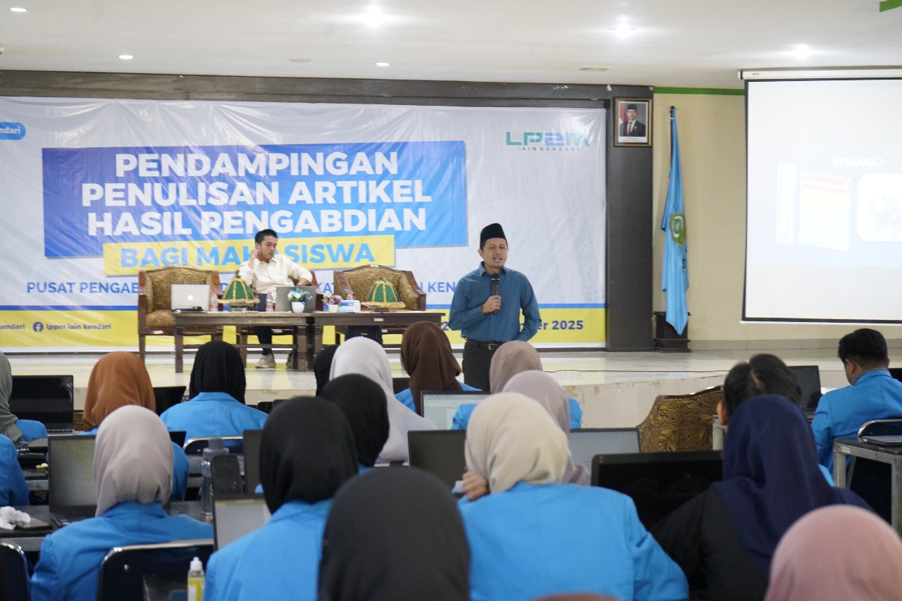 LPPM IAIN Kendari Latih Mahasiswa Menulis Artikel Hasil KKN