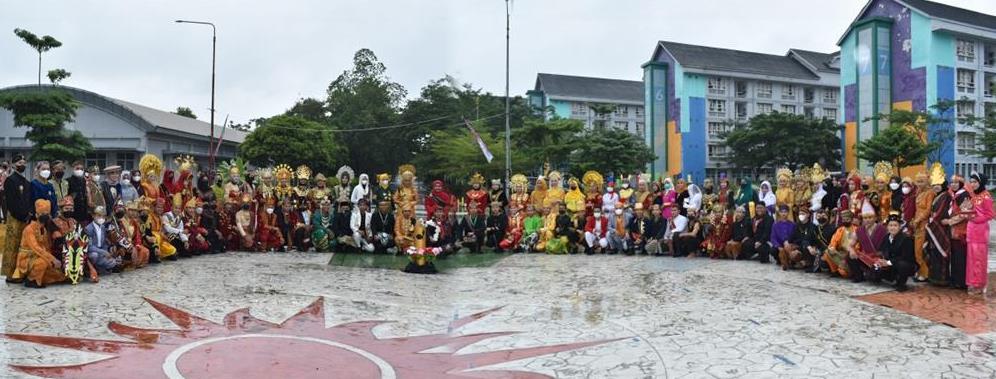 Ikut PWN-PTK XV se-Indonesia di Palembang, Racana IAIN Kendari Tampilkan Pakaian Adat Muna dan Tarian TIga Etnis