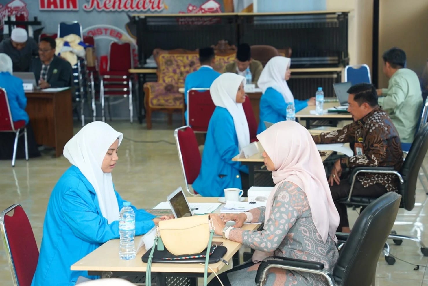 220 Mahasiswa IAIN Kendari Ikuti Seleksi Wawancara Beasiswa KIP Kuliah Tahun 2025