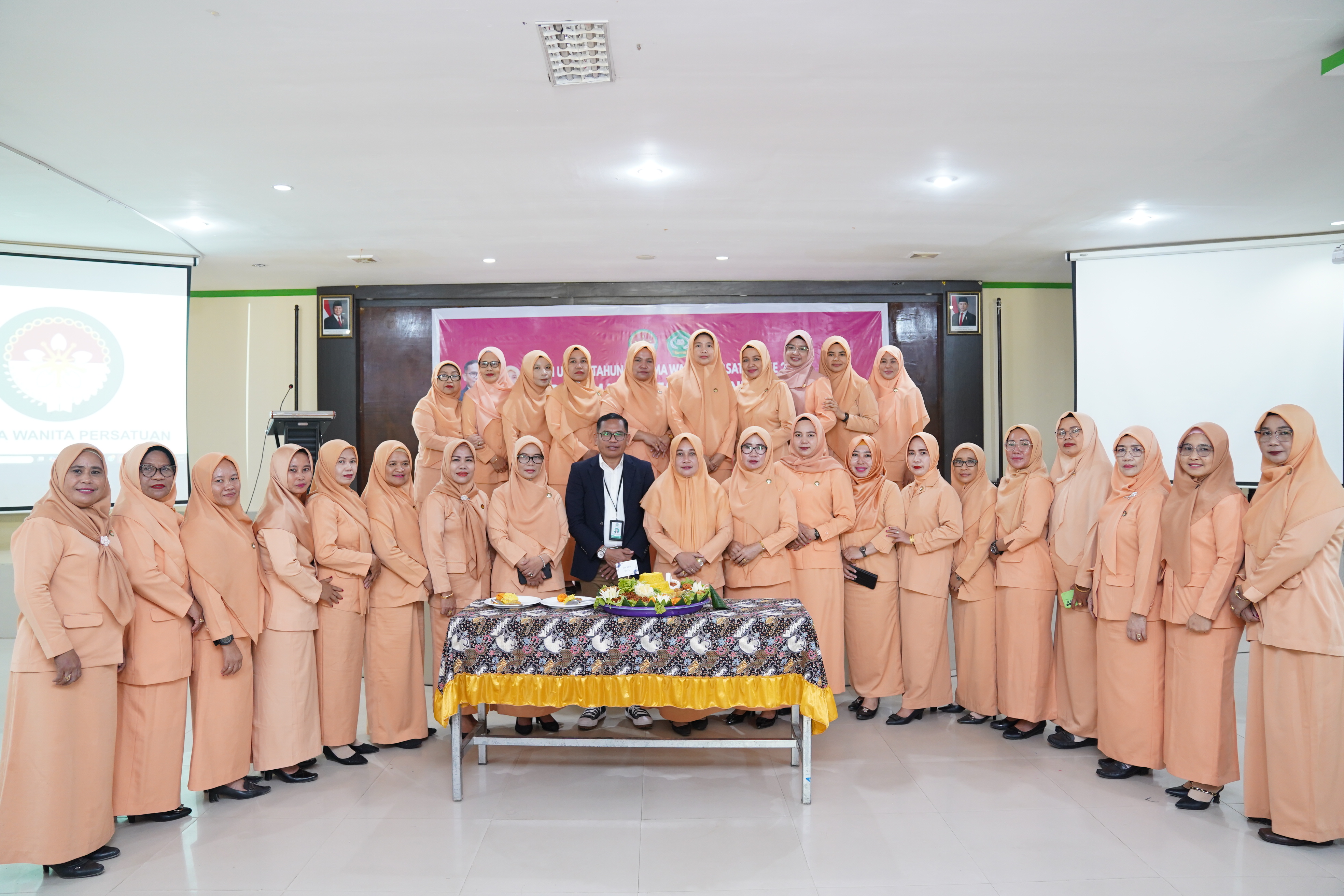 Peringati HUT ke-25, DWP IAIN Kendari Bahas Peran Perempuan dalam Pusaran Birokrasi