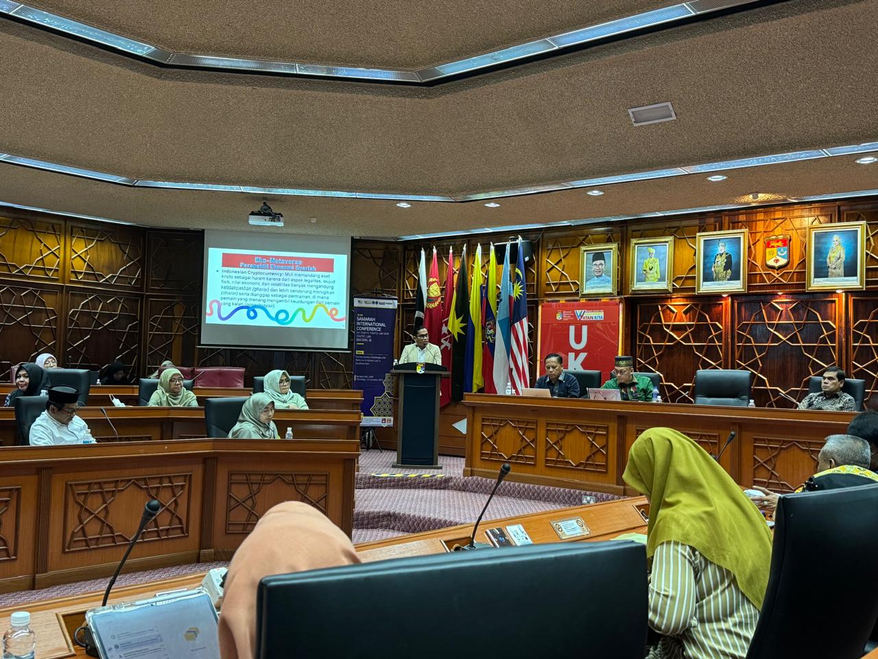 Rektor IAIN Kendari Jadi Keynote Speaker pada The 3rd ICOIFIL di Universiti Kebangsaan Malaysia